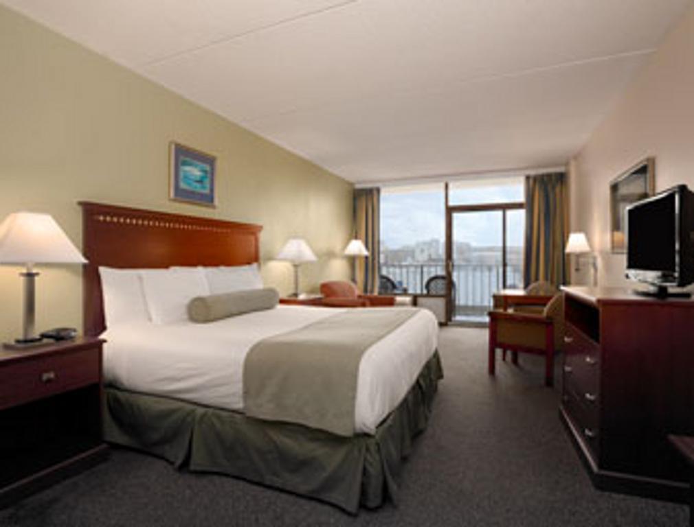 Days Inn By Wyndham Virginia Beach At The Beach Eksteriør billede
